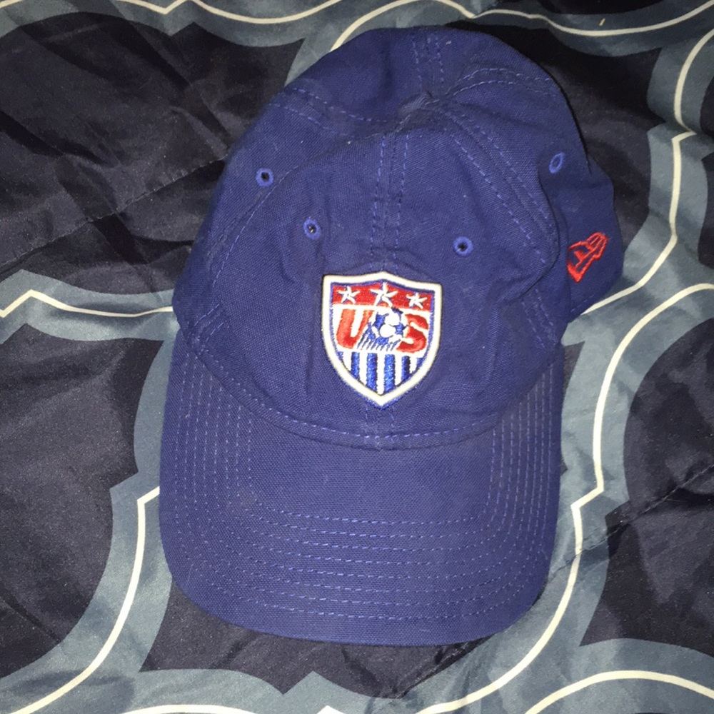 Women's soccer USA baseball cap